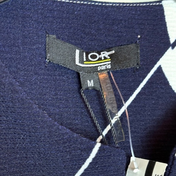 Chic Navy and White Patterned Blazer - Picture 5 of 9